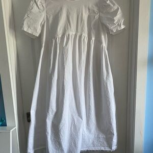 Elegant White Midi Dress